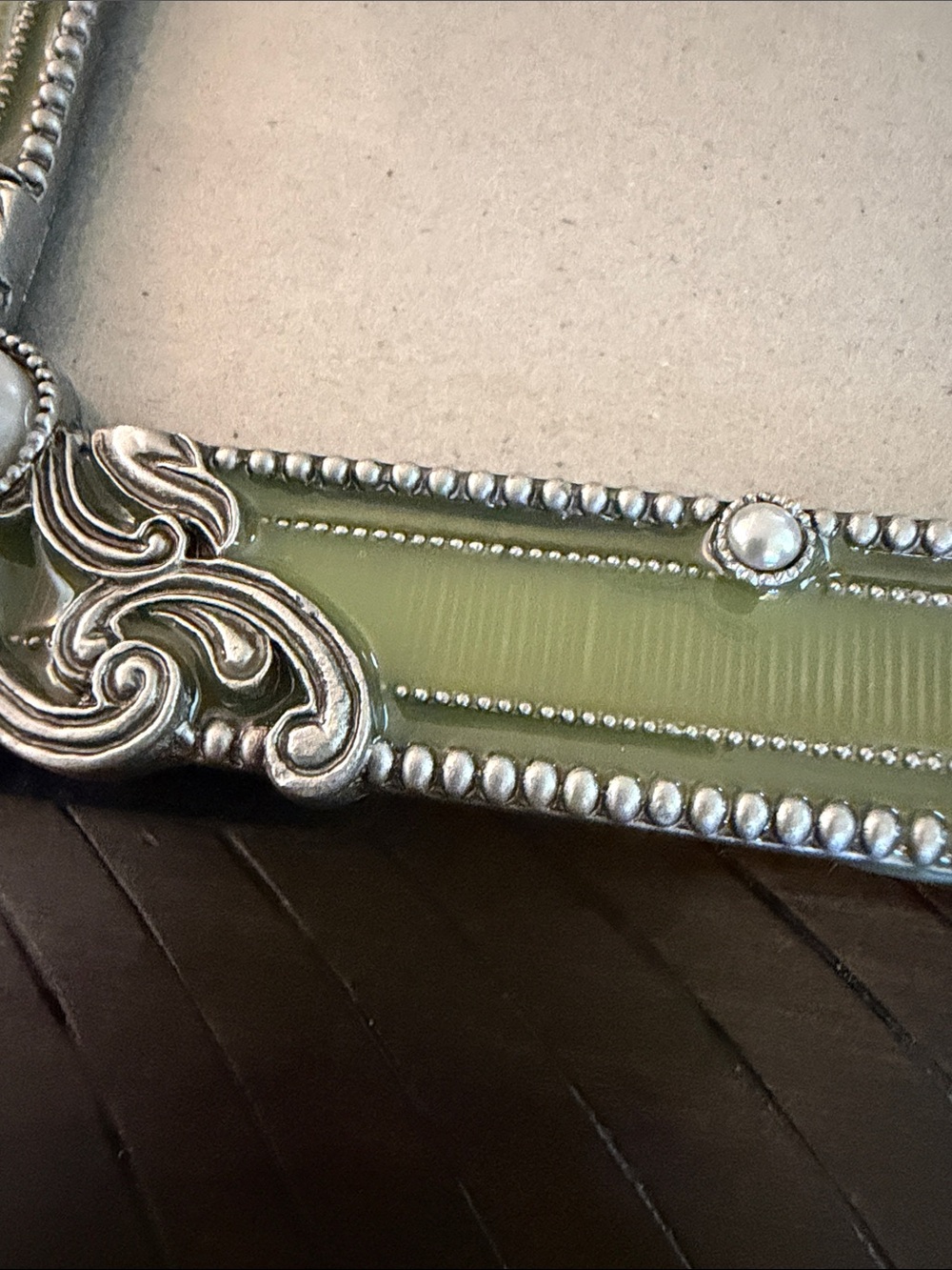 Ornate Green Decorative Picture Frame for 5.5”x3.5” Photo - Picture 3 of 6